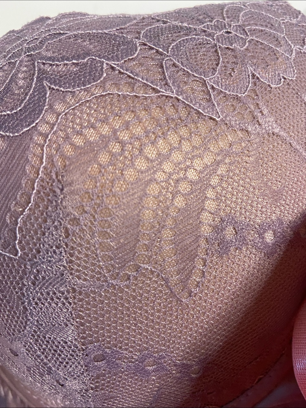 Romantic Feminine Lacey Padded Underwire Bras (3) Violas Secret 36D - Picture 4 of 5